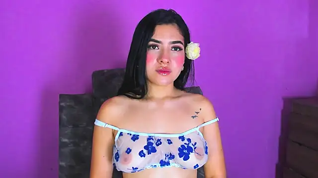 Snapshot of adara_johnson__ chatting on January 2025 11:44:02 AM adara johnson online show from January 2025 11:44:02 AM