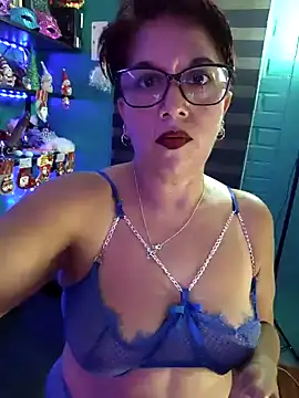 TRISH MILF online show from December 2024 01:14:01 AM