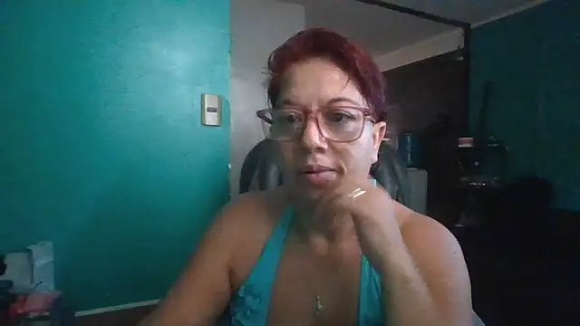 TRISH MILF online show from February 2025 01:25:01 PM