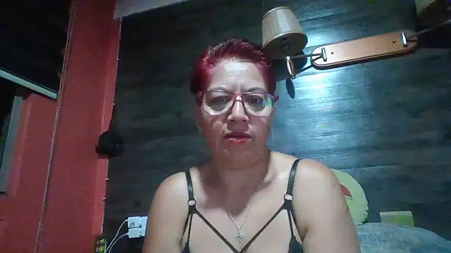 TRISH MILF online show from March 2025 09:10:02 AM