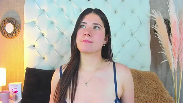 Snapshot of ValeryLovee chatting on February 2025 09:41:01 AM ValeryLovee online show from February 2025 09:41:01 AM