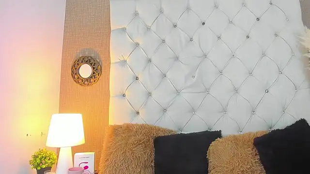 Snapshot of ValeryLovee chatting on March 2025 10:56:02 AM ValeryLovee online show from March 2025 10:56:02 AM