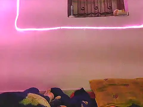 your Shanvi online show from February 2025 09:02:01 PM