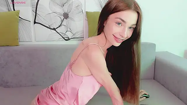 Snapshot of AngelinaWett chatting on June 2026 02:01:01 PM AngelinaWett online show from June 2026 02:01:01 PM