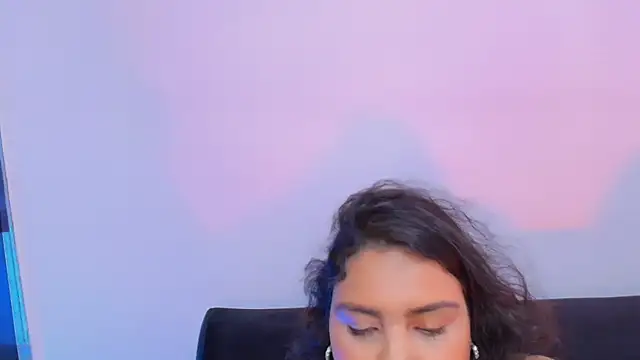 Brenda  gomez online show from January 2025 04:02:02 PM