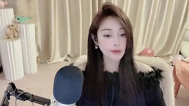 Snapshot of Daisy-77 chatting on January 2025 09:11:02 PM Daisy-77 online show from January 2025 09:11:02 PM