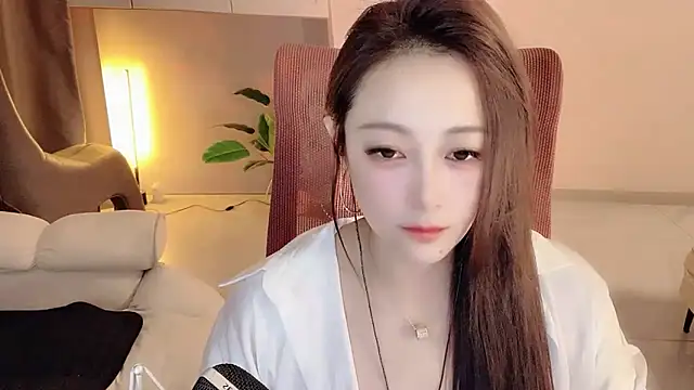 Snapshot of Daisy-77 chatting on October 2025 12:24:02 PM Daisy-77 online show from October 2025 12:24:02 PM