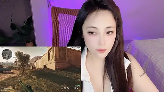 Snapshot of Daisy-77 chatting on November 2025 05:48:01 PM Daisy-77 online show from November 2025 05:48:01 PM