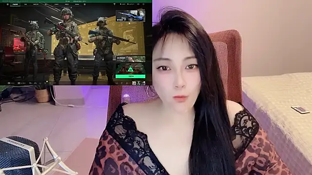 Daisy-77 online show from April 2026 01:17:02 PM