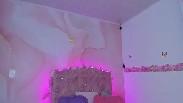 Daisy  rose online show from January 2025 03:00:02 AM