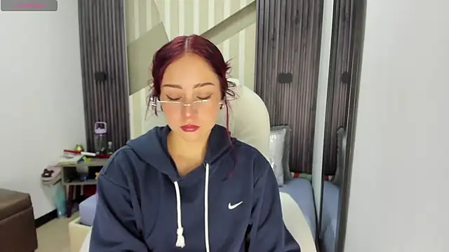 emily layton online show from February 2026 12:18:02 AM