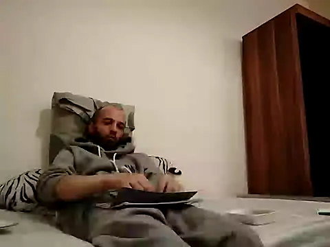 Yasha3465 online show from December 2024 04:38:02 PM