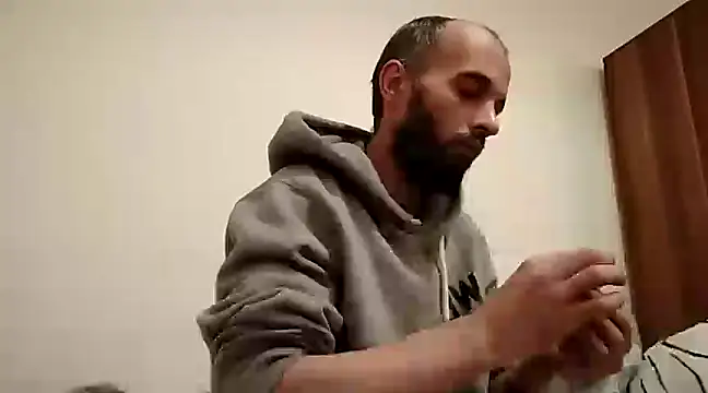 Yasha3465 online show from December 2024 04:38:01 PM