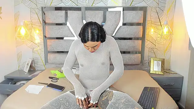 Alison Chan  online show from March 2026 08:04:02 PM