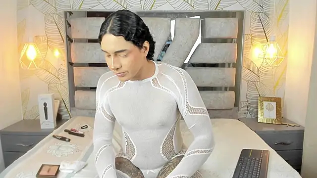 Alison Chan  online show from March 2026 08:46:02 PM