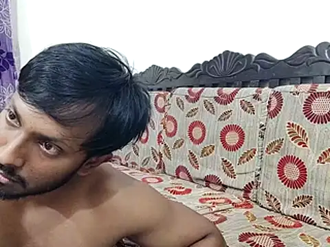 Snapshot of HunkyAriyan chatting on February 2026 09:01:01 PM HunkyAriyan online show from February 2026 09:01:01 PM