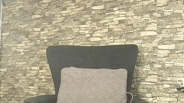 Snapshot of alondrabigtits chatting on November 2025 01:46:02 PM alondrabigtits online show from November 2025 01:46:02 PM