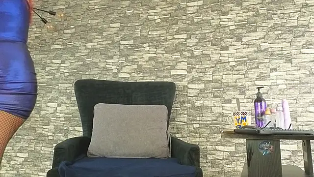 Snapshot of alondrabigtits chatting on November 2025 11:03:02 AM alondrabigtits online show from November 2025 11:03:02 AM