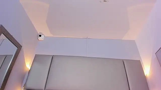 tifanyhills  online show from January 2025 01:42:02 AM