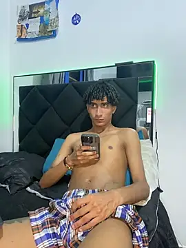 derreck models online show from March 2026 03:44:02 AM