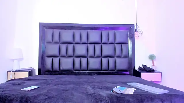 Snapshot of MIA_SOPHIA1 chatting on September 2025 05:07:01 AM MIA SOPHIA1 online show from September 2025 05:07:01 AM