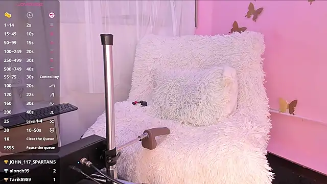 Snapshot of Alba_Olimpo chatting on February 2025 07:01:02 AM Alba Olimpo online show from February 2025 07:01:02 AM