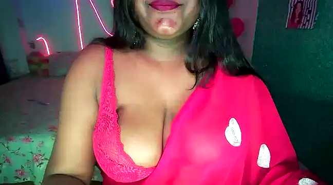 Snapshot of expression_queen chatting on March 2025 11:21:01 AM expression queen online show from March 2025 11:21:01 AM