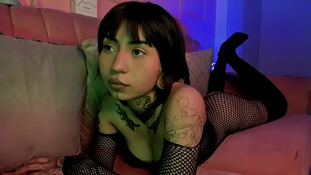 Evangeline bell online show from January 2025 06:20:02 PM