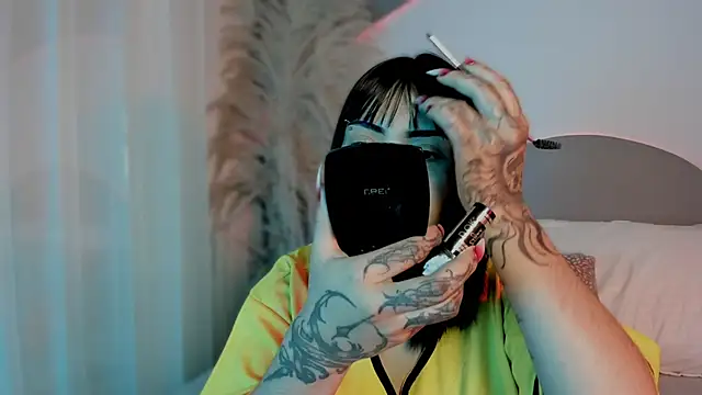 Evangeline bell online show from September 2025 12:29:01 PM