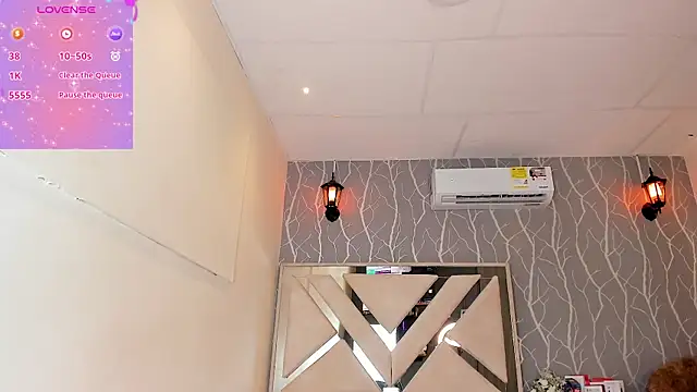 vanessa guzman2 online show from March 2025 12:32:02 PM