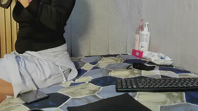 celeste jhons online show from March 2026 10:15:01 PM