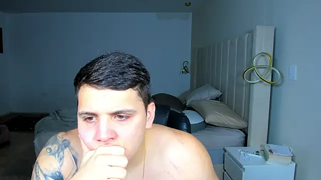 jhonstark09 online show from September 2025 08:52:02 PM