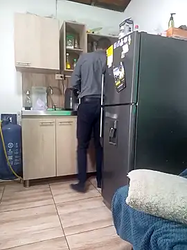 latinmartin73 online show from March 2025 01:23:01 AM