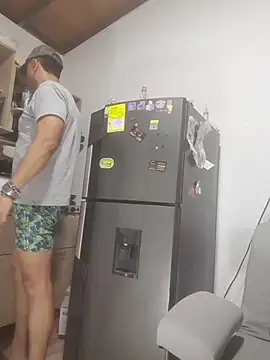 latinmartin73 online show from December 2025 02:27:01 AM