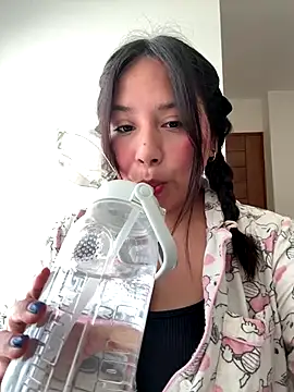 kittyfresita online show from December 2025 03:29:02 PM