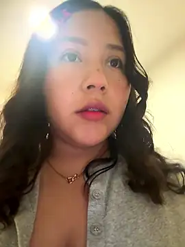 kittyfresita online show from January 2026 06:05:01 AM