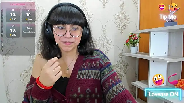 Nataly Cloud online show from January 2025 04:33:01 PM