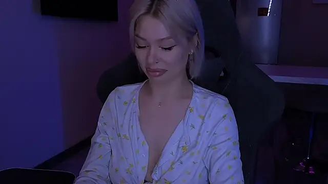 Sasha Mason online show from November 2025 02:11:02 AM