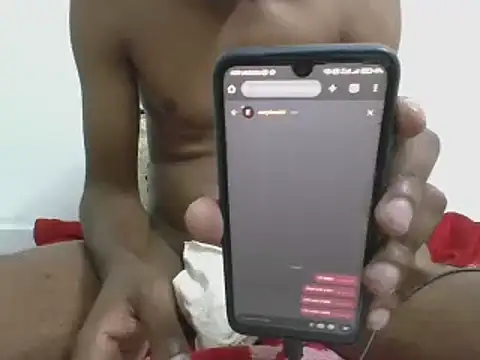 Snapshot of hot_dark_chocolate08 chatting on January 2025 11:02:02 PM hot dark chocolate08 online show from January 2025 11:02:02 PM