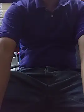 Snapshot of Andresguz35 chatting on October 2025 04:50:01 PM Andresguz35 online show from October 2025 04:50:01 PM