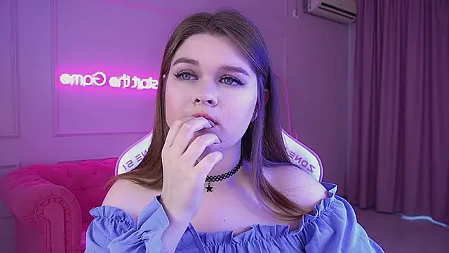 CrystalLyons online show from March 2025 12:34:02 PM