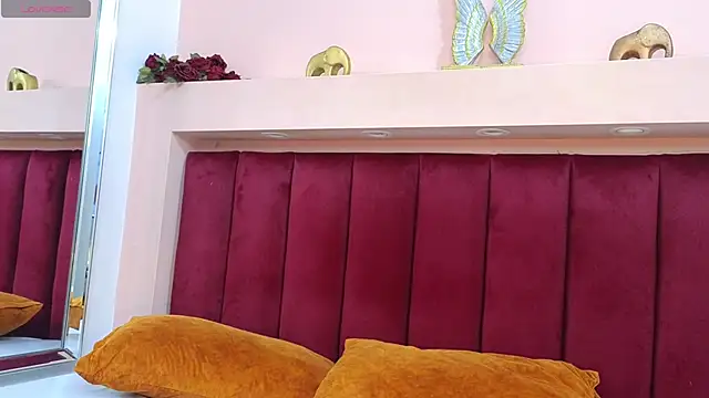 JESSYCORTES online show from February 2025 05:09:01 PM