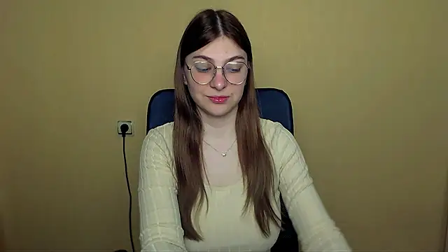 Luna Lush  online show from April 2026 08:41:01 AM