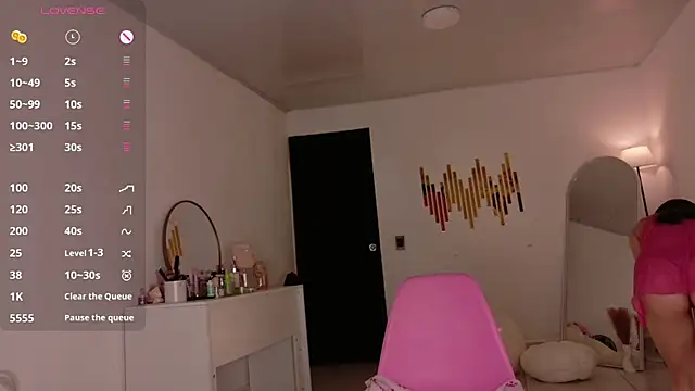 Sarah cam06 online show from February 2026 01:01:02 AM