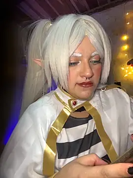 SophiaWeestt99 online show from October 2025 04:18:02 AM