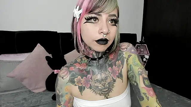 NikkiRamone online show from December 2024 09:32:02 AM