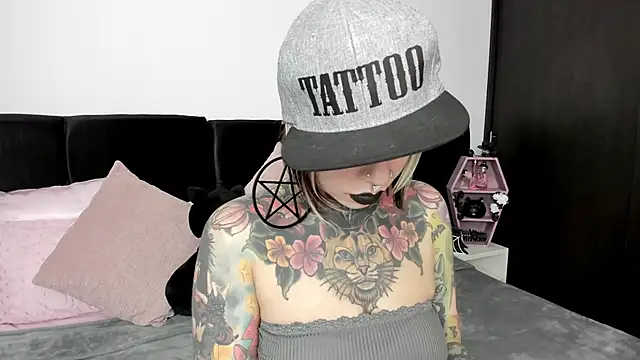 NikkiRamone online show from January 2025 12:15:02 PM