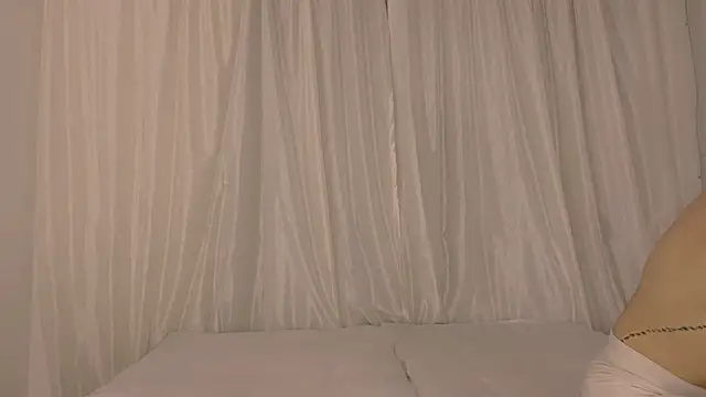 Miiafoxxx online show from February 2026 05:22:02 AM