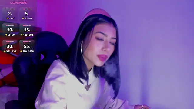 ZaraLim online show from January 2025 12:07:02 PM