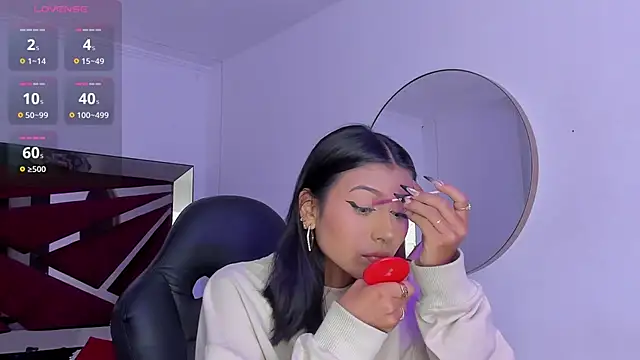 ZaraLim online show from March 2025 12:12:01 PM